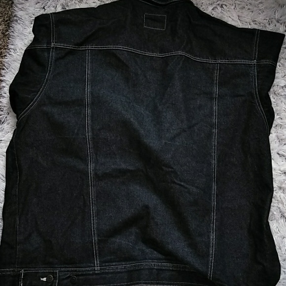 Jean jacket - Picture 3 of 3